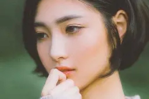 清纯女主播人设塌房酒后直播狂亲男嘉宾第二天哭着表示很后悔