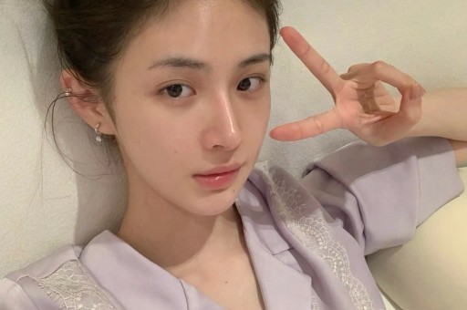 揭开当红女星的黑历史照片背后的真实故事